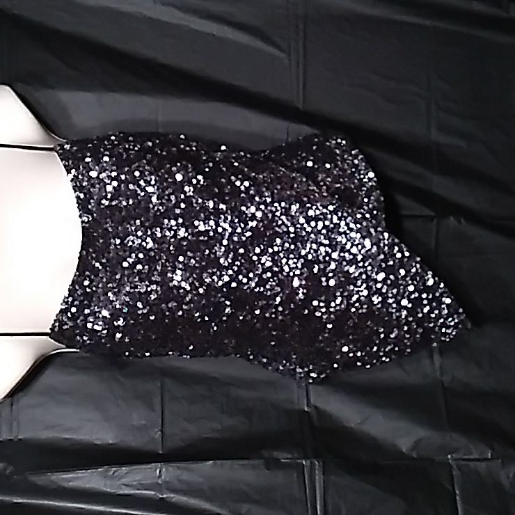 Cache Top Sequins